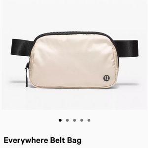 Lululemon Everywhere Belt Bag